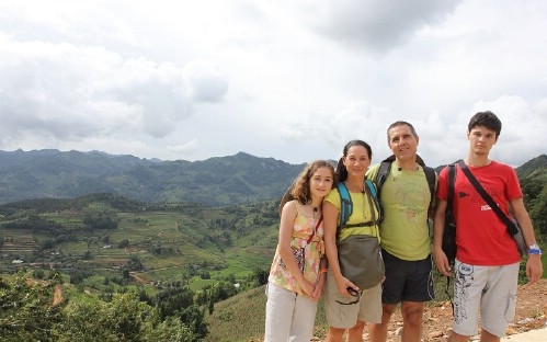 Sapa - Bac Ha Market 3 Days 2 Nights by Day Bus (1Night - Homestay, 1Night - Hotel)